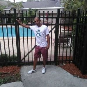 Meet your Posher, Idalberto